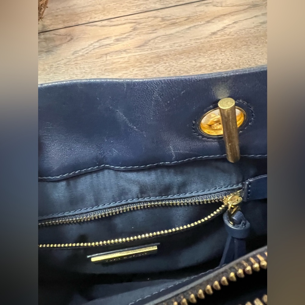 Tory Burch Fleming quilted handbag - Picture 9 of 14